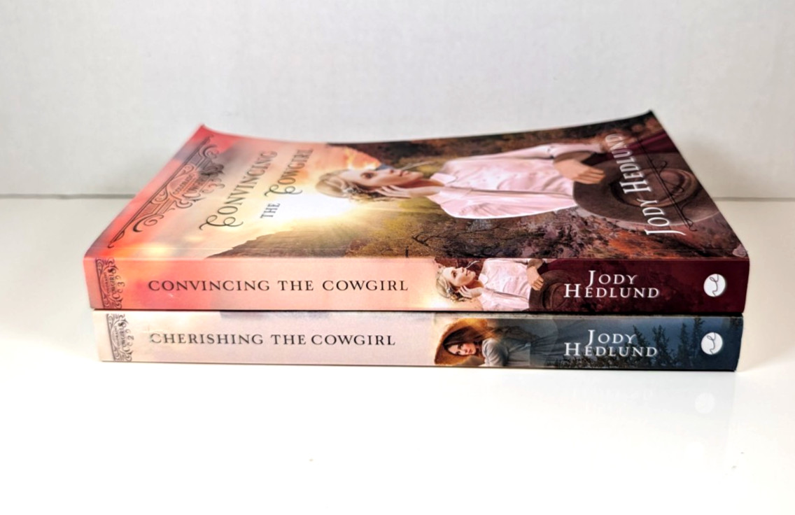 Lot of 2 CLORADO COWGIRLS Books Series by Jody Hedlund vol.2,3 PB