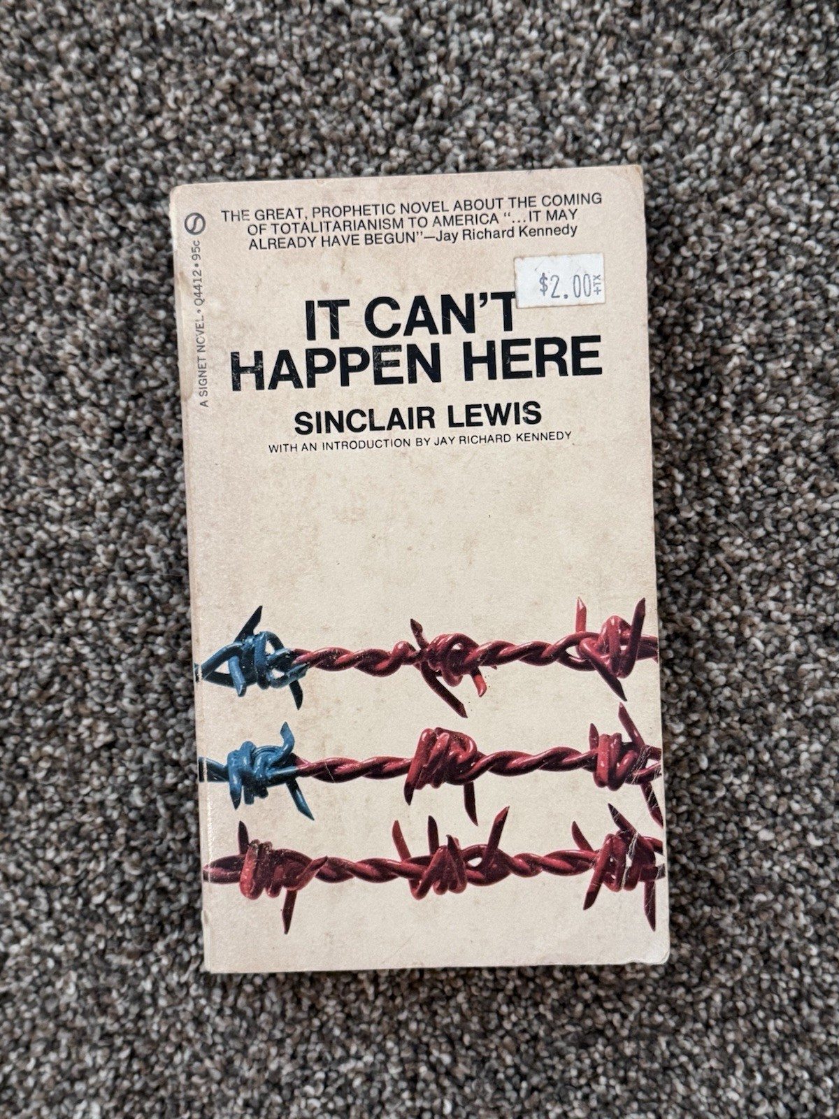 It Can’t Happen Here, by Sinclair Lewis Signet 1st PAPERBACK Printing 1970
