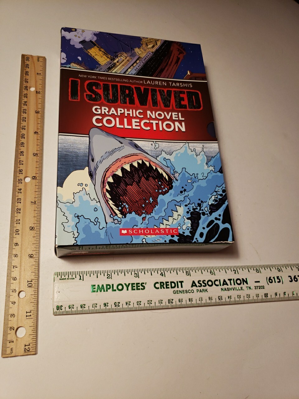 I Survived Graphix Ser: I Survived Graphic Novels #1-4: a Graphic Collection