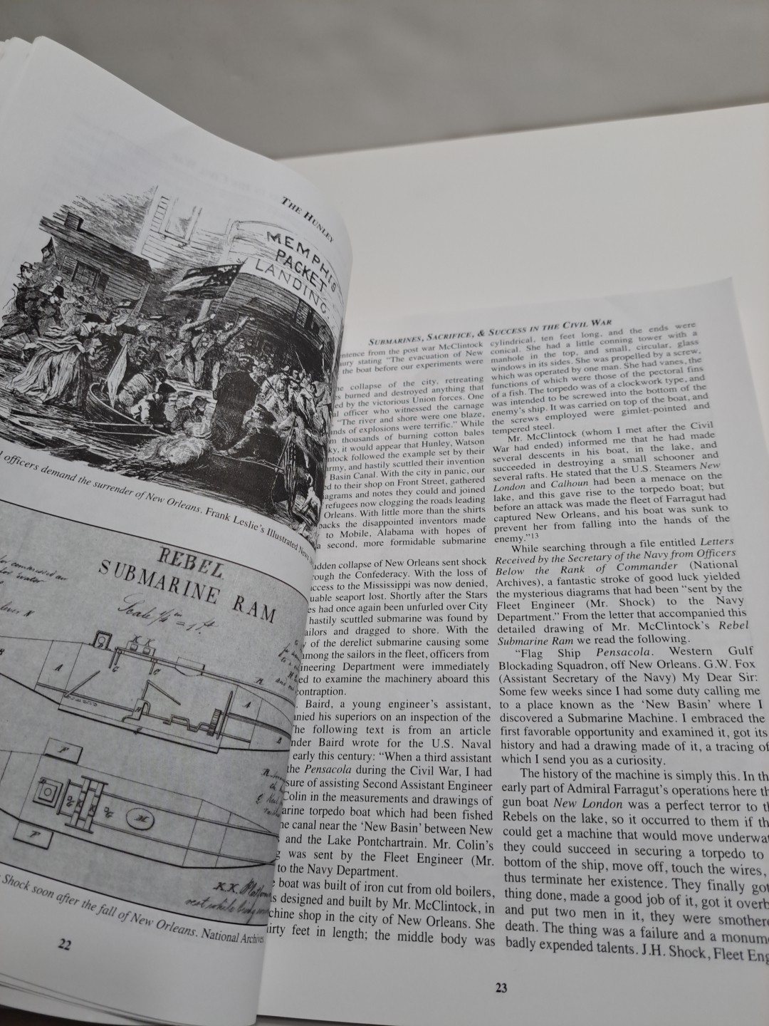 The Hunley : Submarines, Sacrifice, & Success in the Civil War by Mark K. Ragan