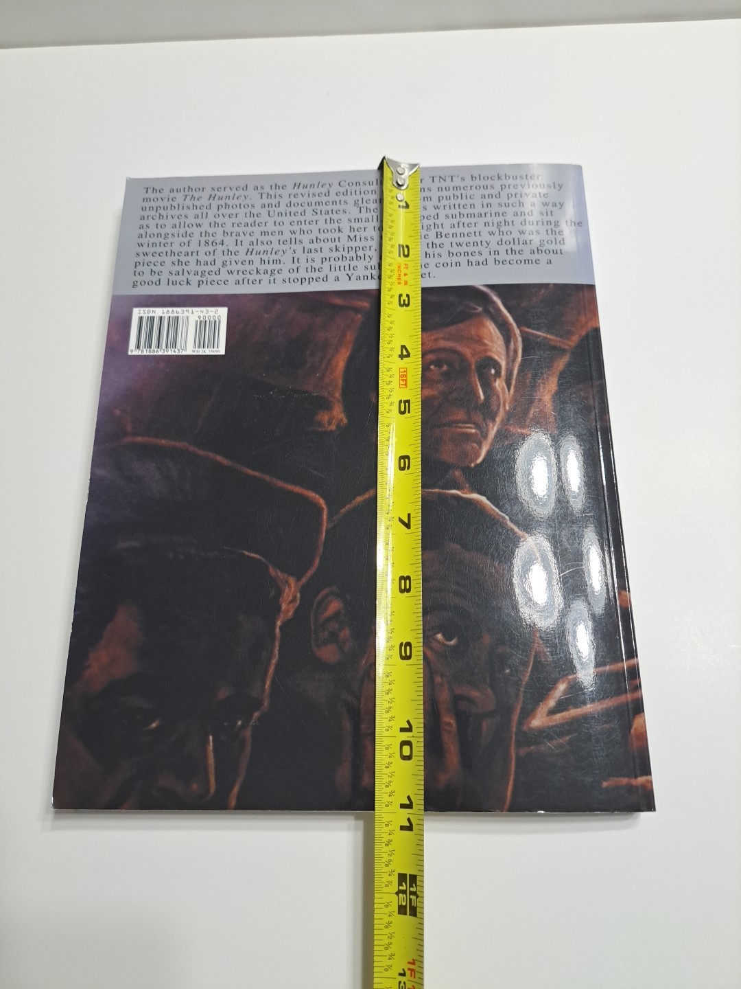 The Hunley : Submarines, Sacrifice, & Success in the Civil War by Mark K. Ragan